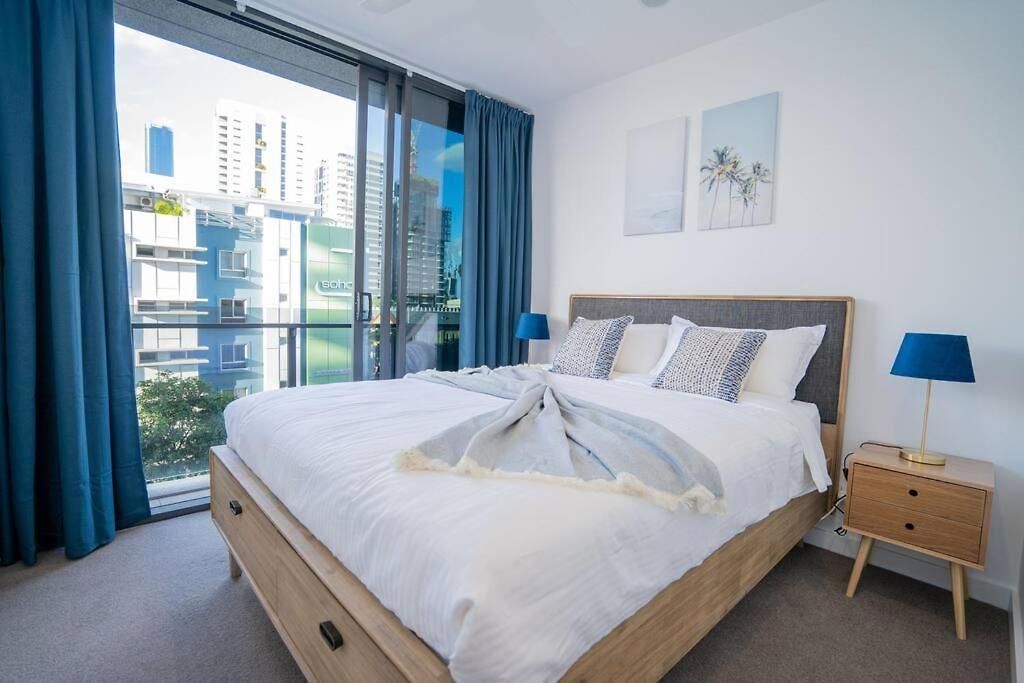 Apartment Stylish W Pool, Gym And Brisbane