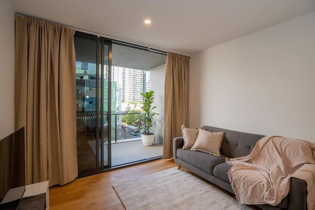Stylish W Pool, Gym And * Brisbane