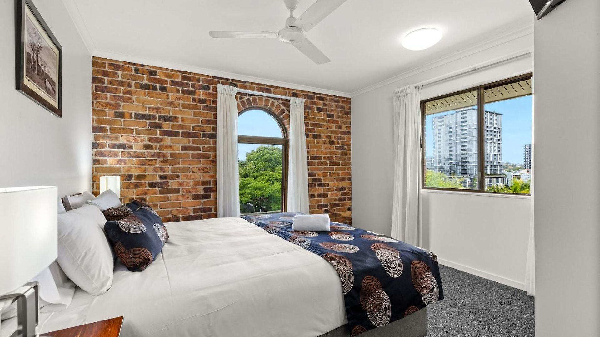 Toowong 3*