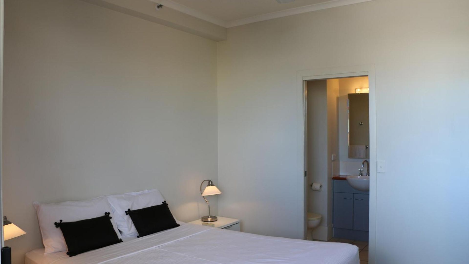 Frisco Aparthotel 4*