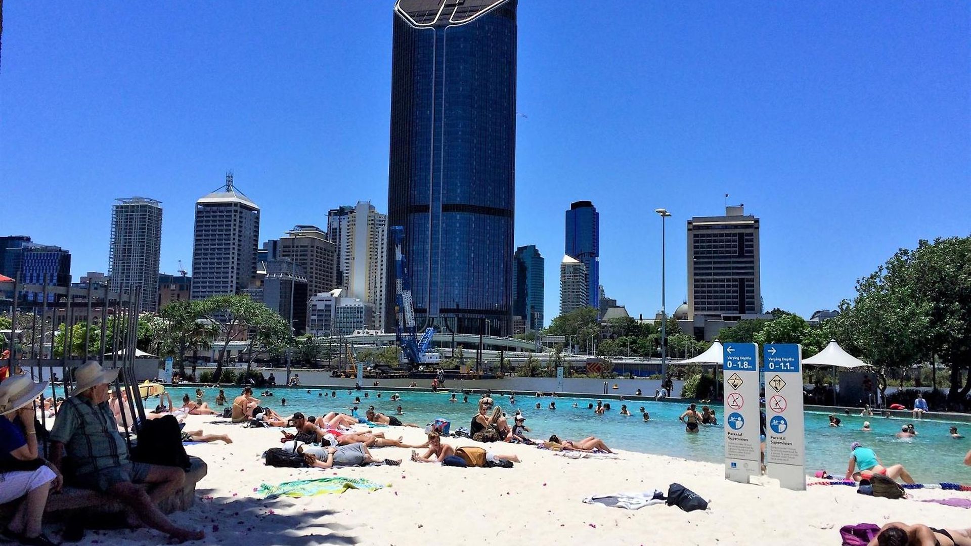 Quality Studio Cbd Free Park Apartment *