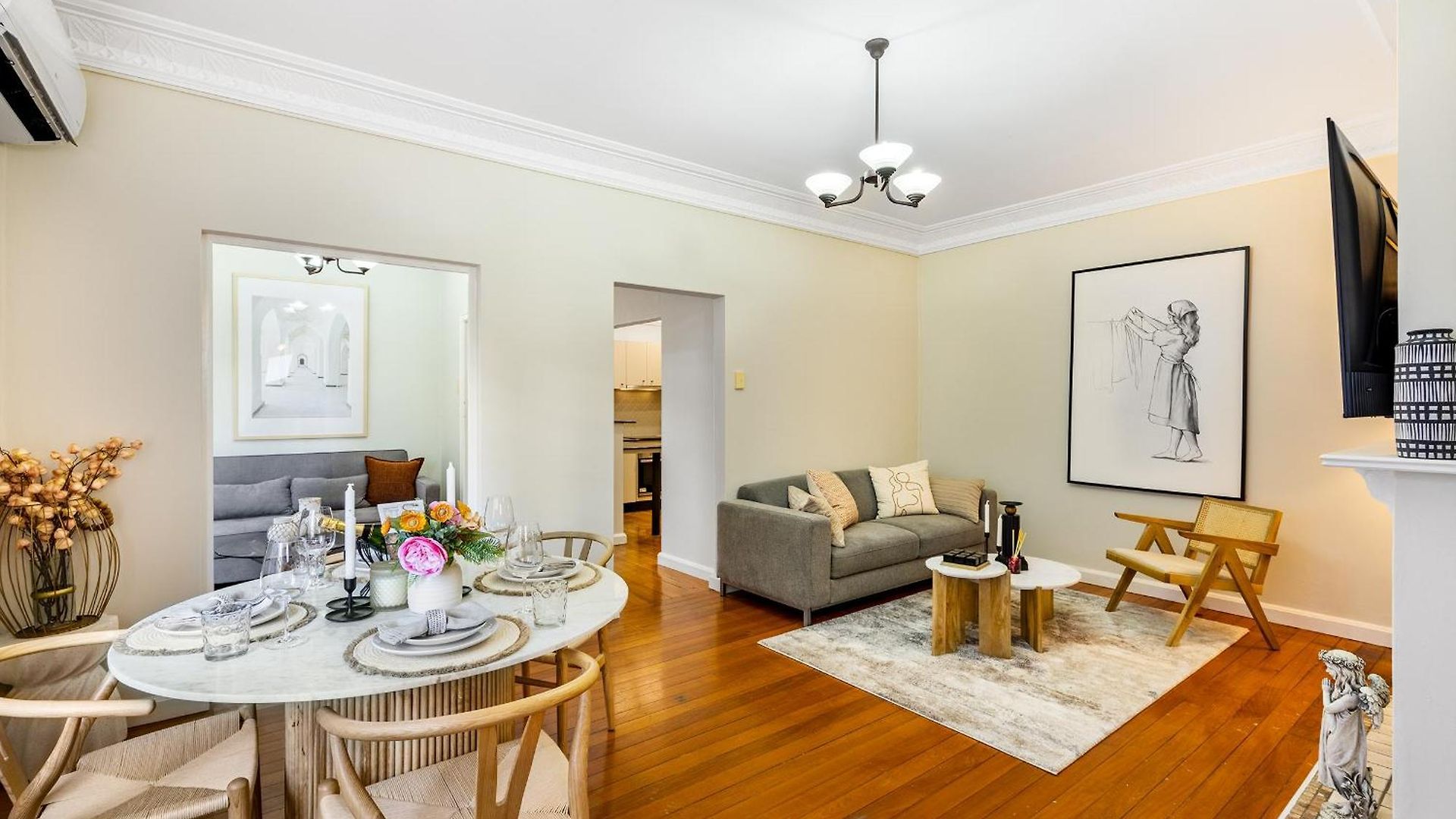 Apartment Riverside Heritage Chateau/convenient/free Carpark