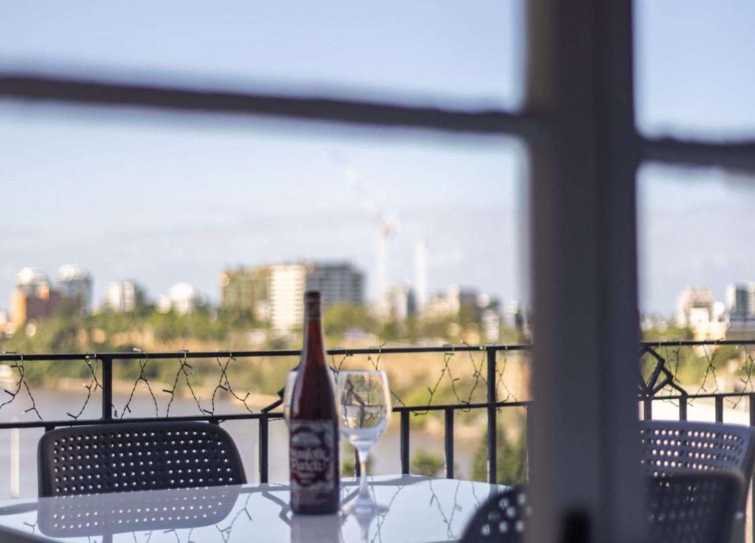 Riverside Heritage Chateau/convenient/free Carpark * Brisbane