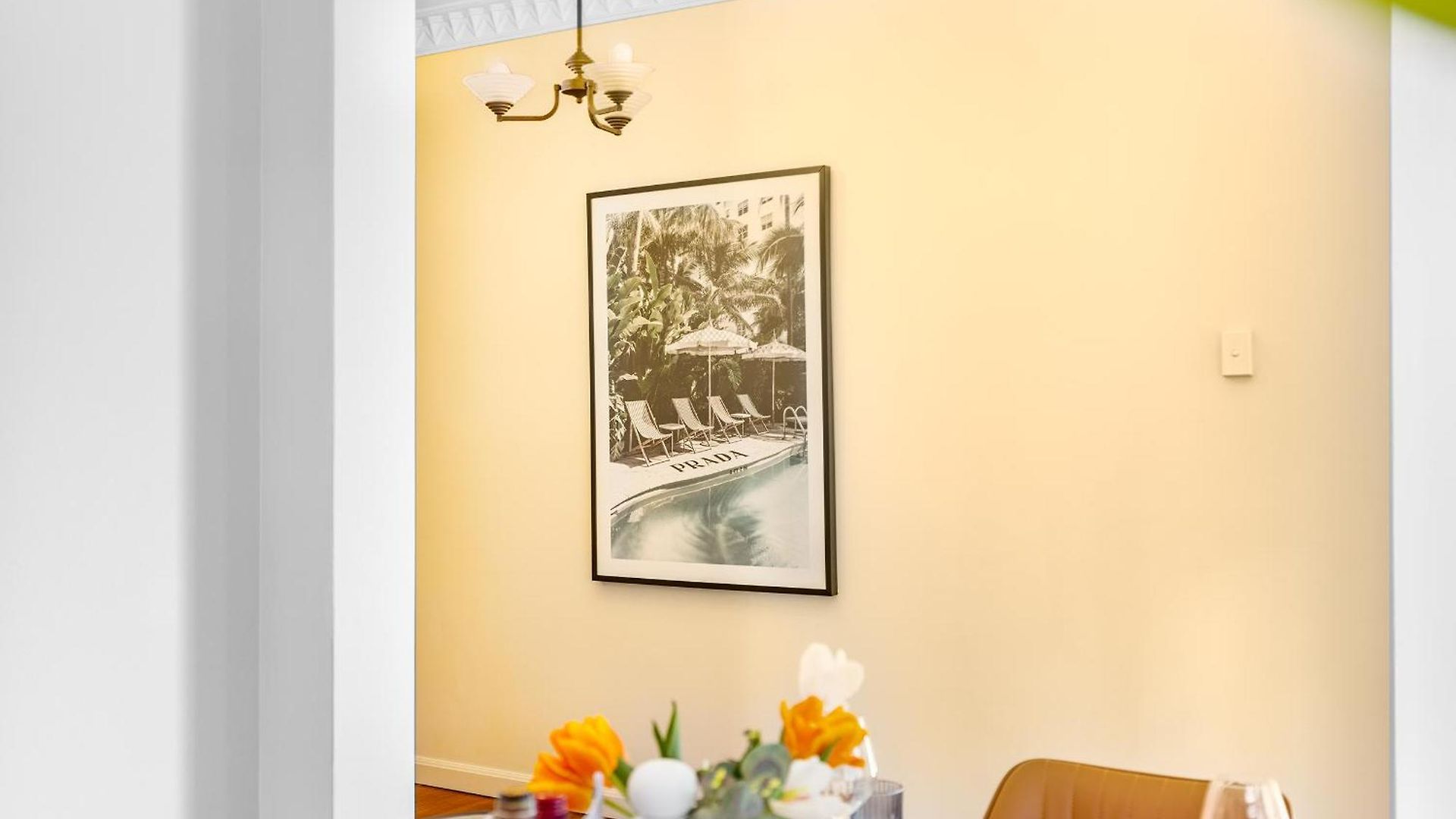Apartment Riverside Heritage Chateau/convenient/free Carpark