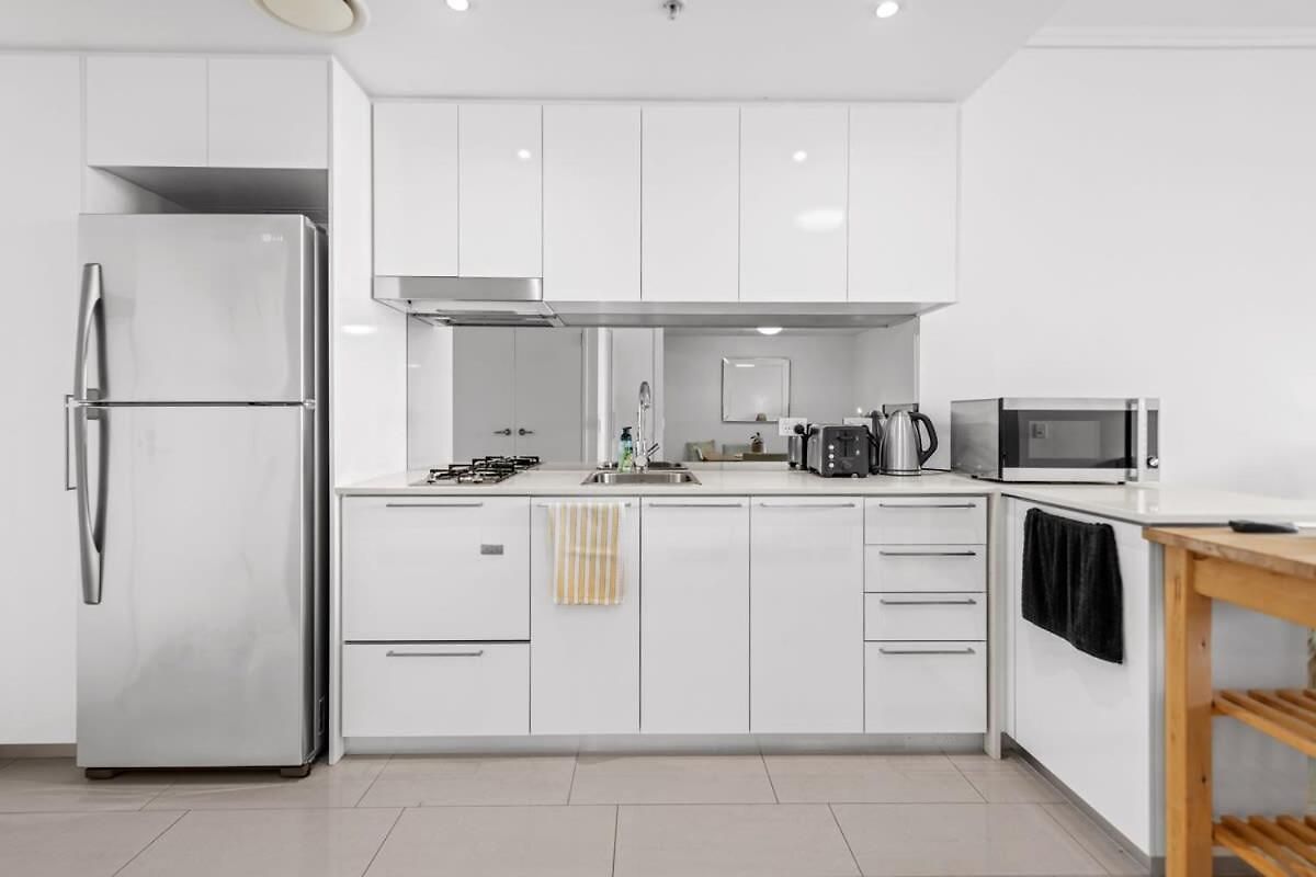 1-bedroom Riverfront With Pool Apartment Brisbane
