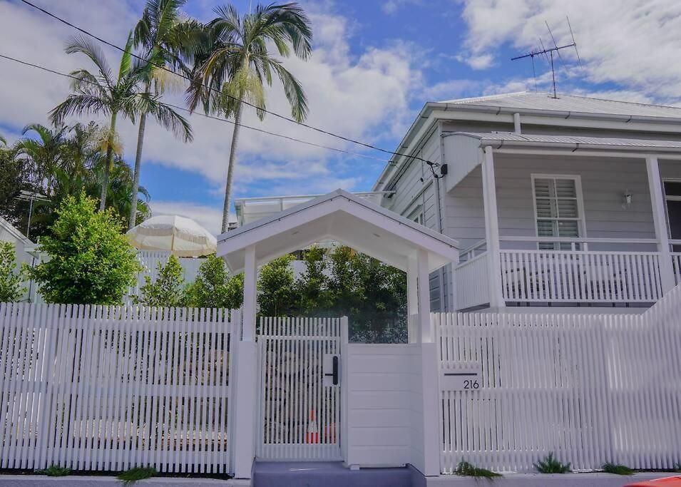 Springhill Retreat - Inner-city, Pool + Sauna Villa Brisbane
