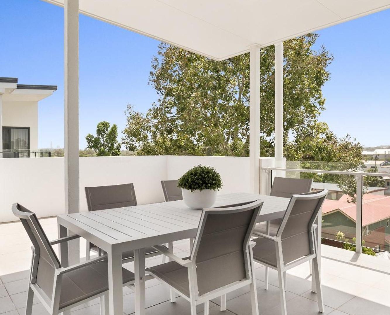 Spacious With Generous Entertaining *