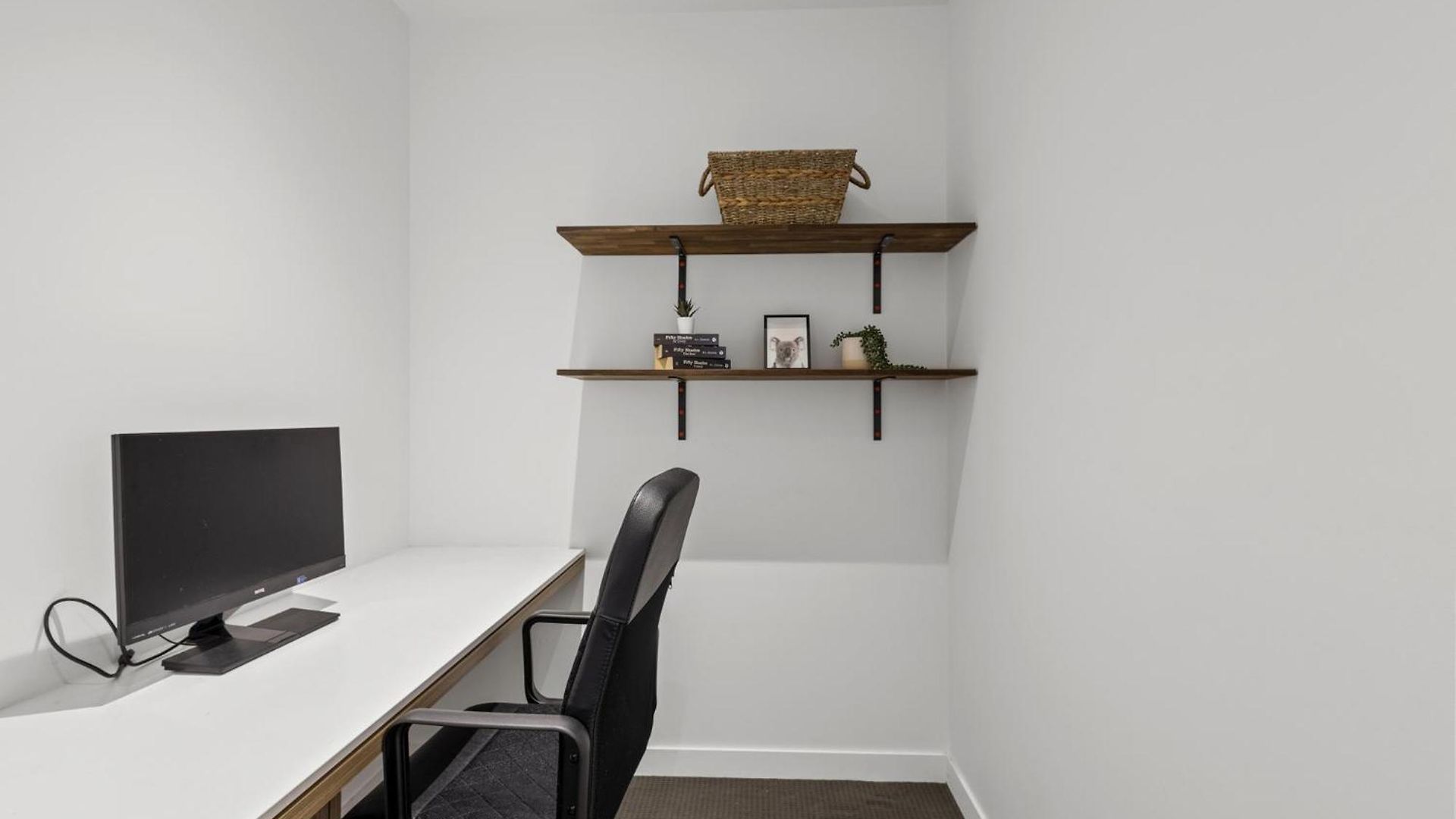 Apartment High-rise 1-bed With Pool, Gym And Parking Brisbane