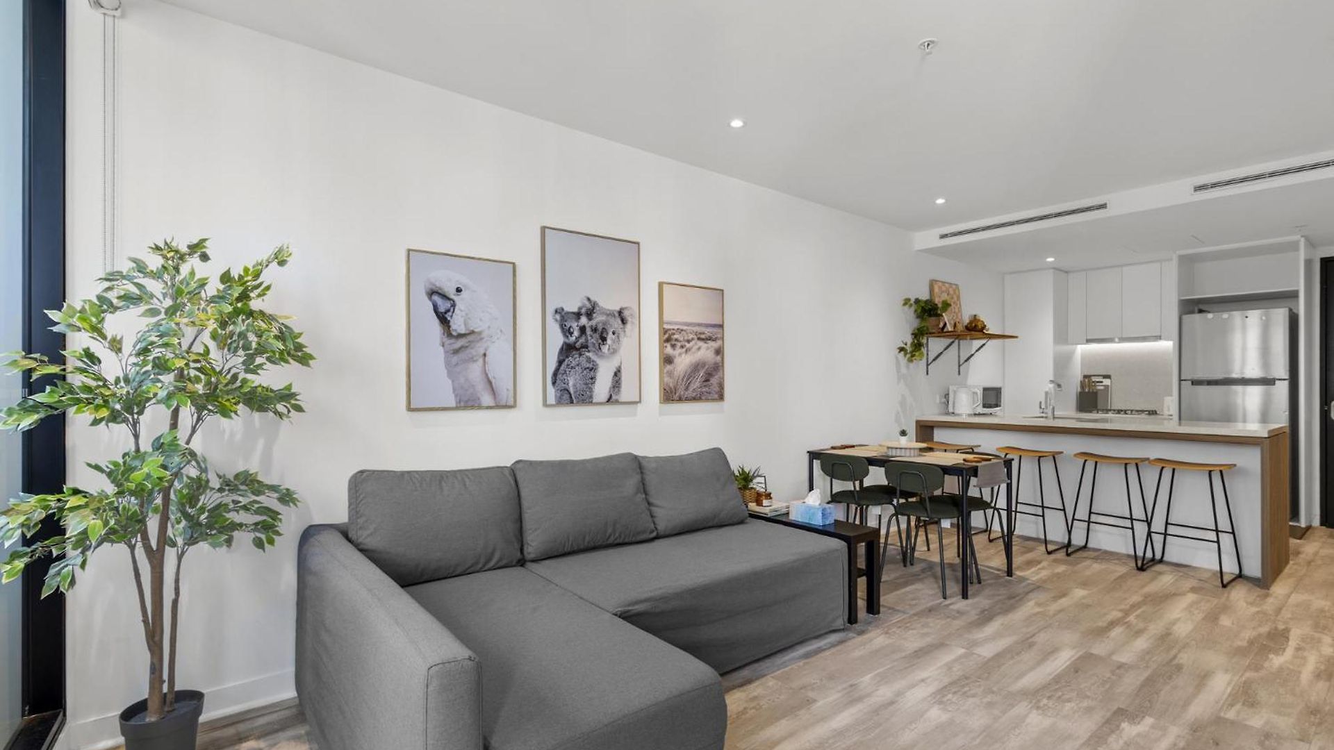 High-rise 1-bed With Pool, Gym And Parking * Brisbane