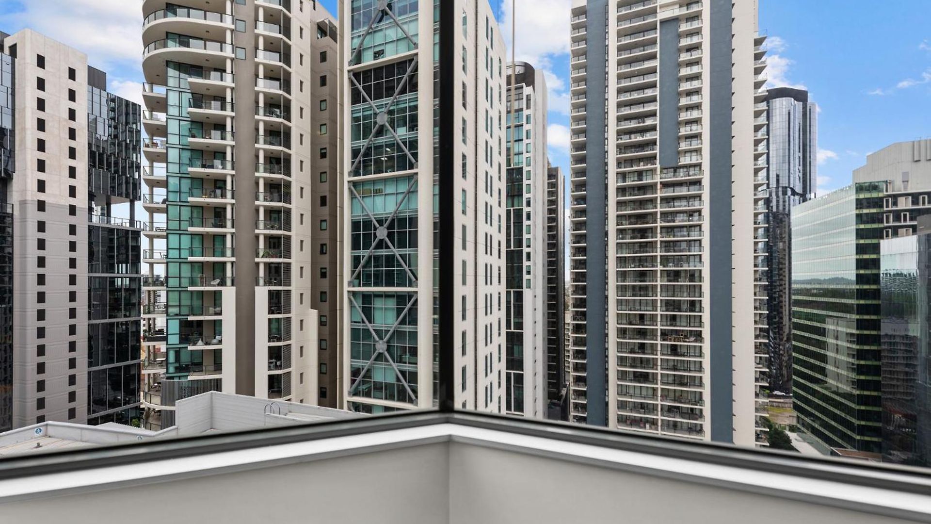 Apartment Cbd 1-bed With Pool, Gym & City Views Brisbane