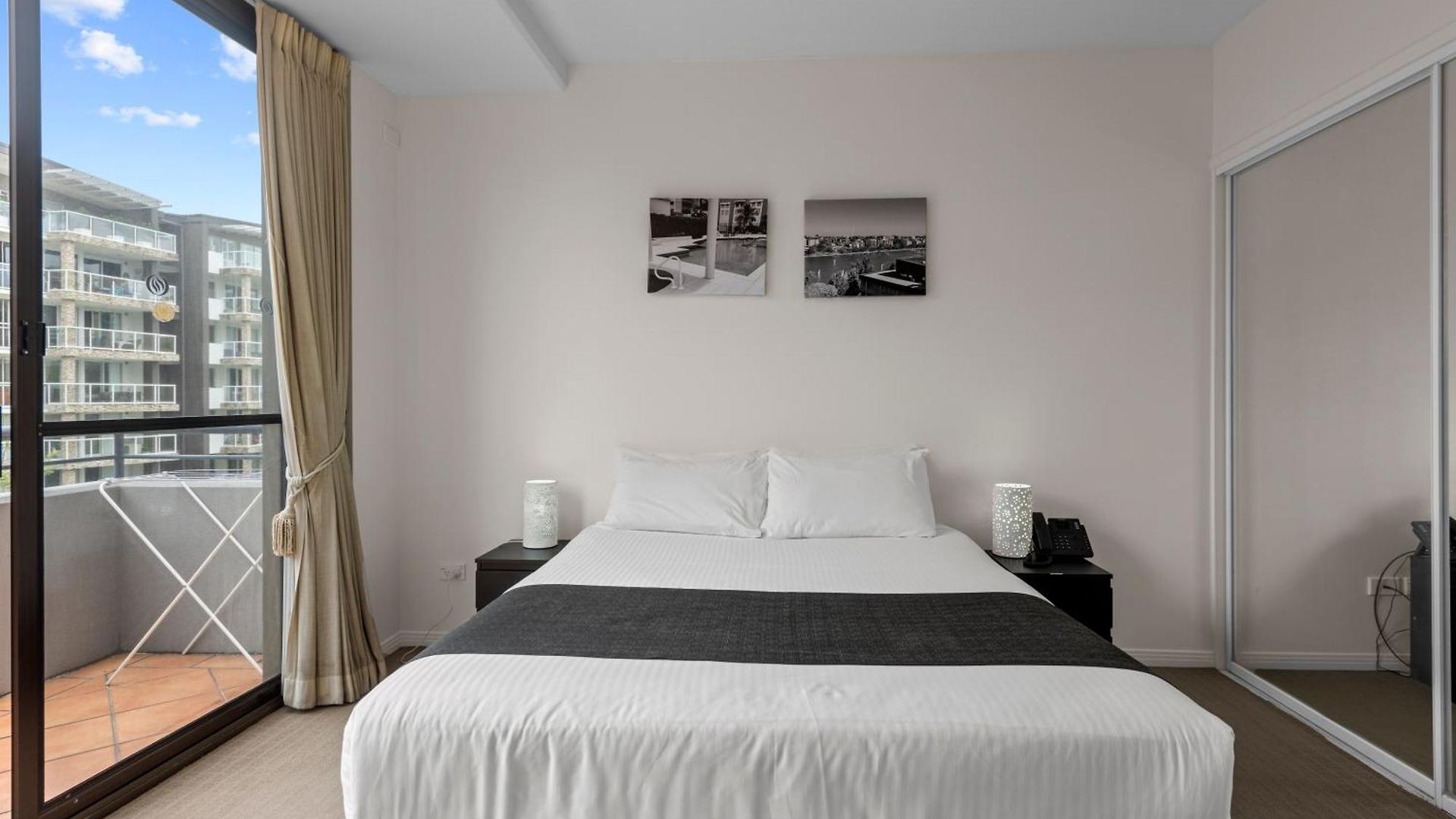 Aparthotel The Oasis