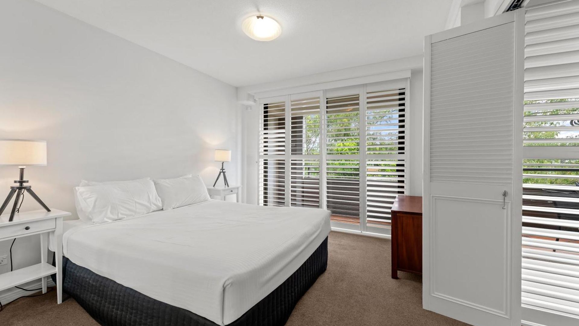 The Oasis 4* Brisbane