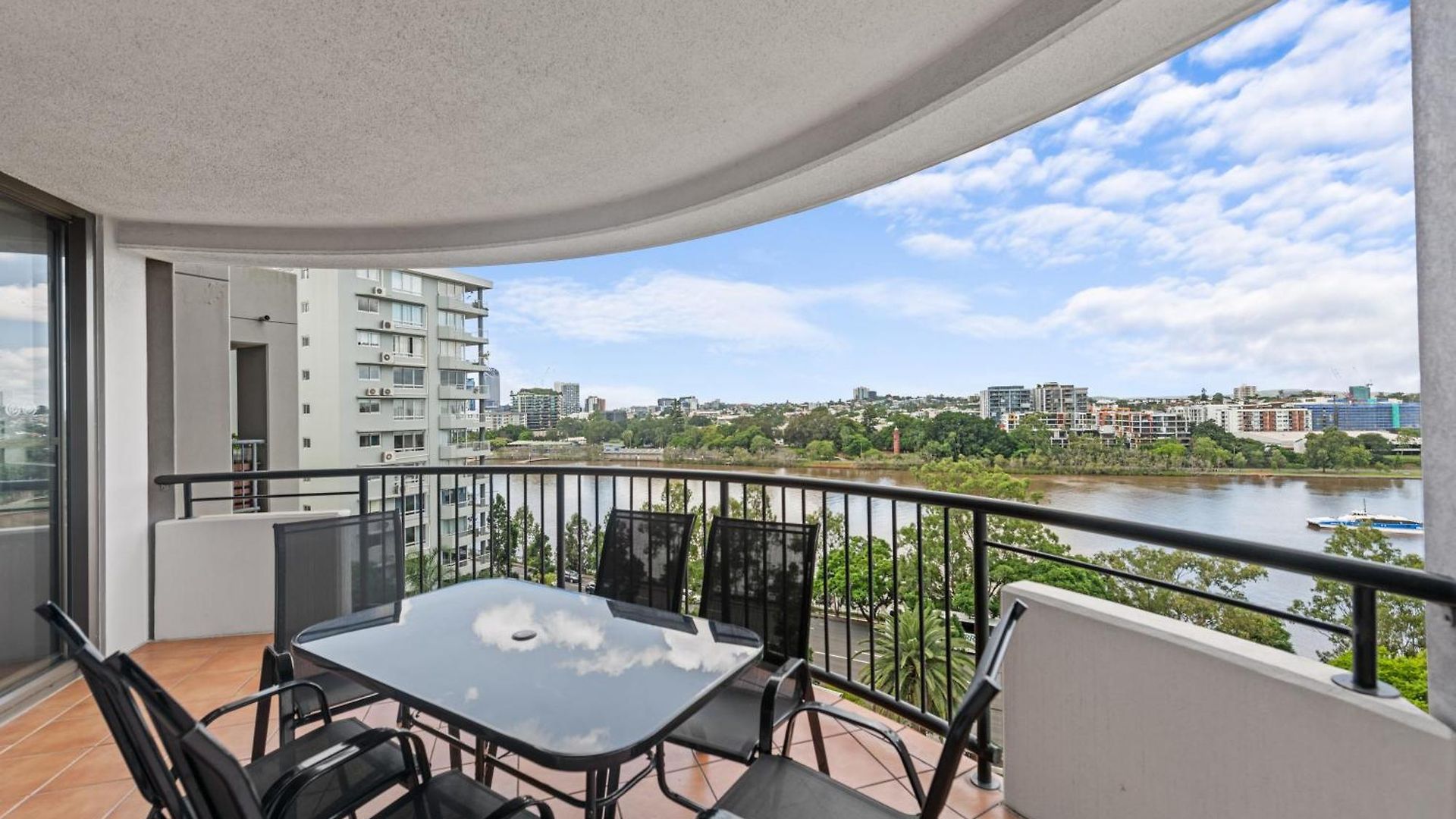 The Oasis Aparthotel Brisbane