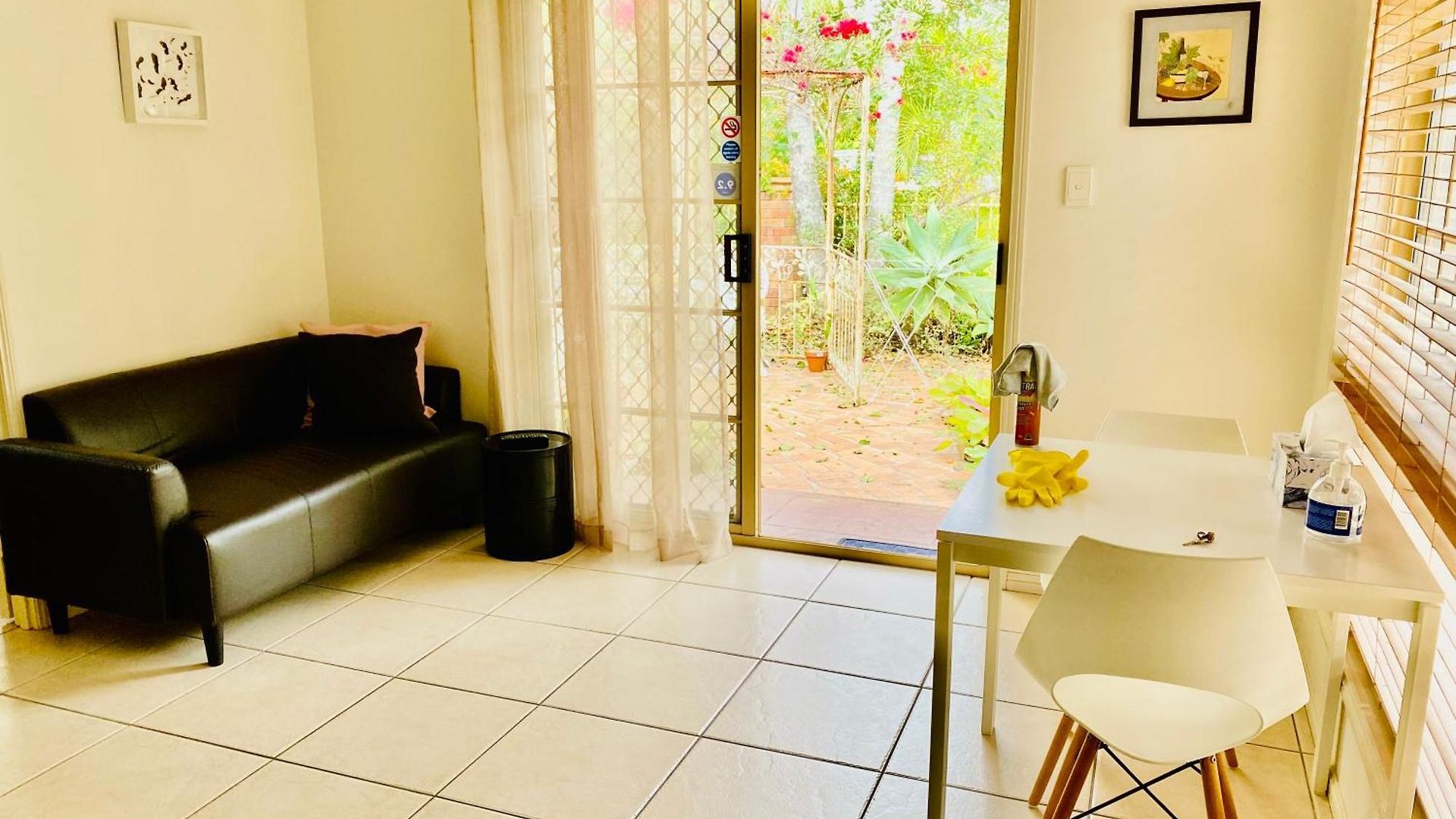 Granny Flat 3*