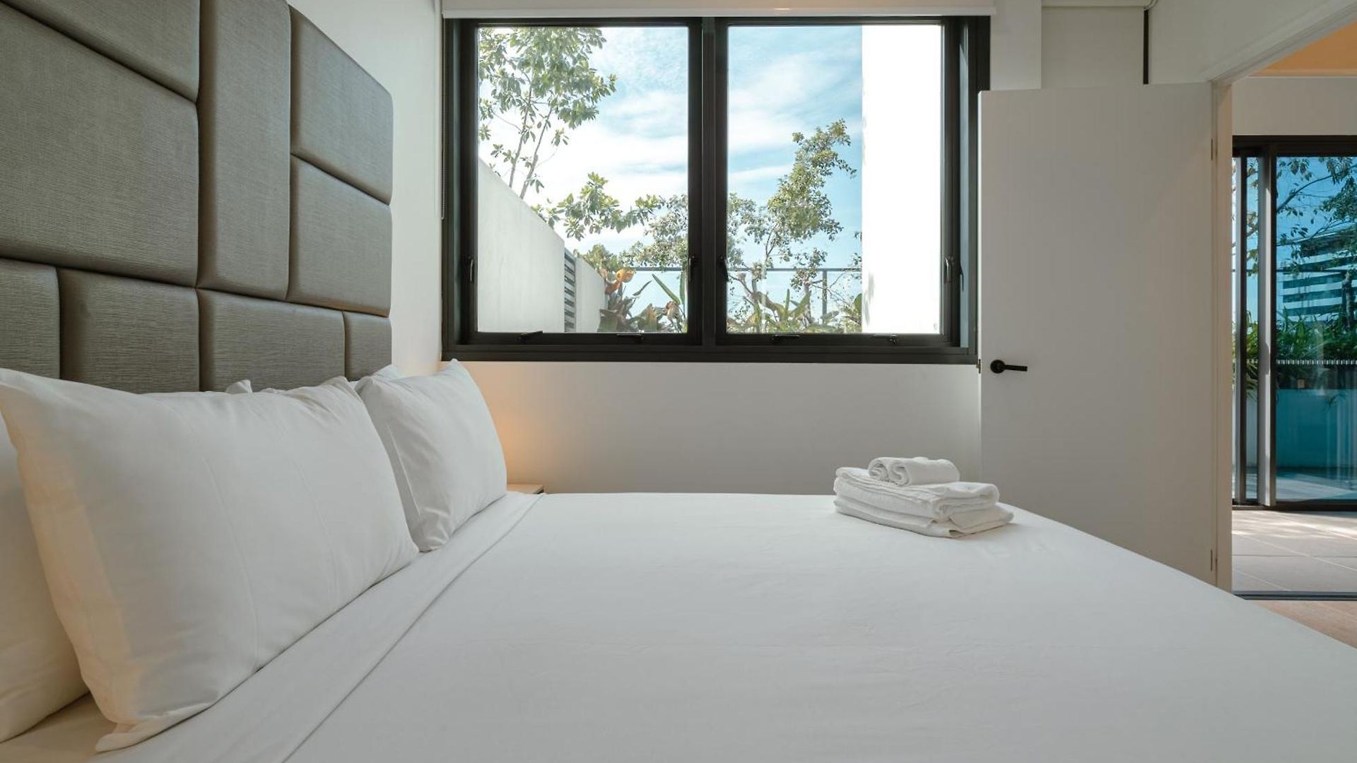 Utopia By Serain Residences Apartment *