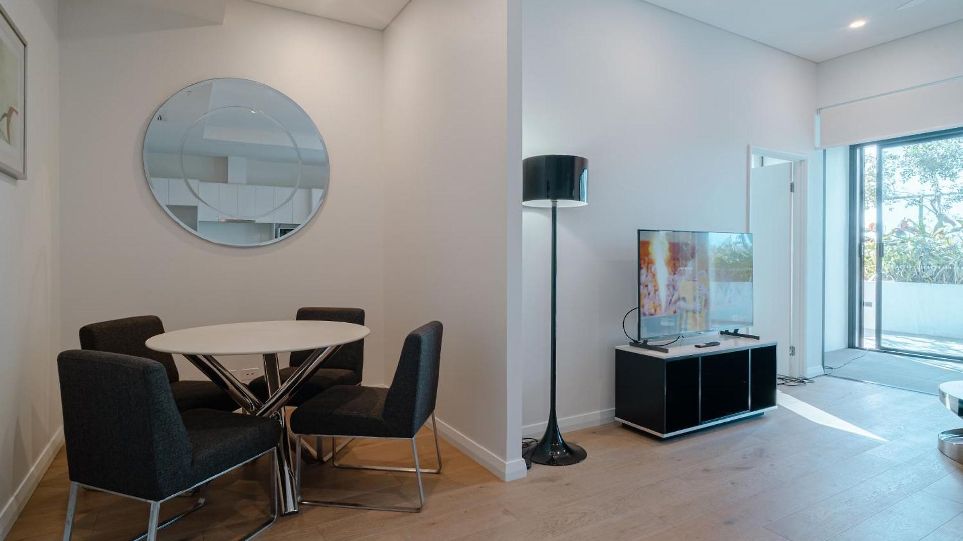 Apartment Utopia By Serain Residences