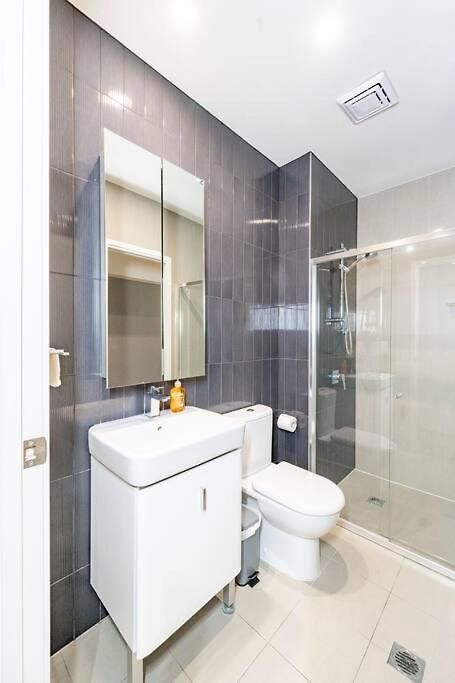 Apartment South 2b2b Apt&parking M6