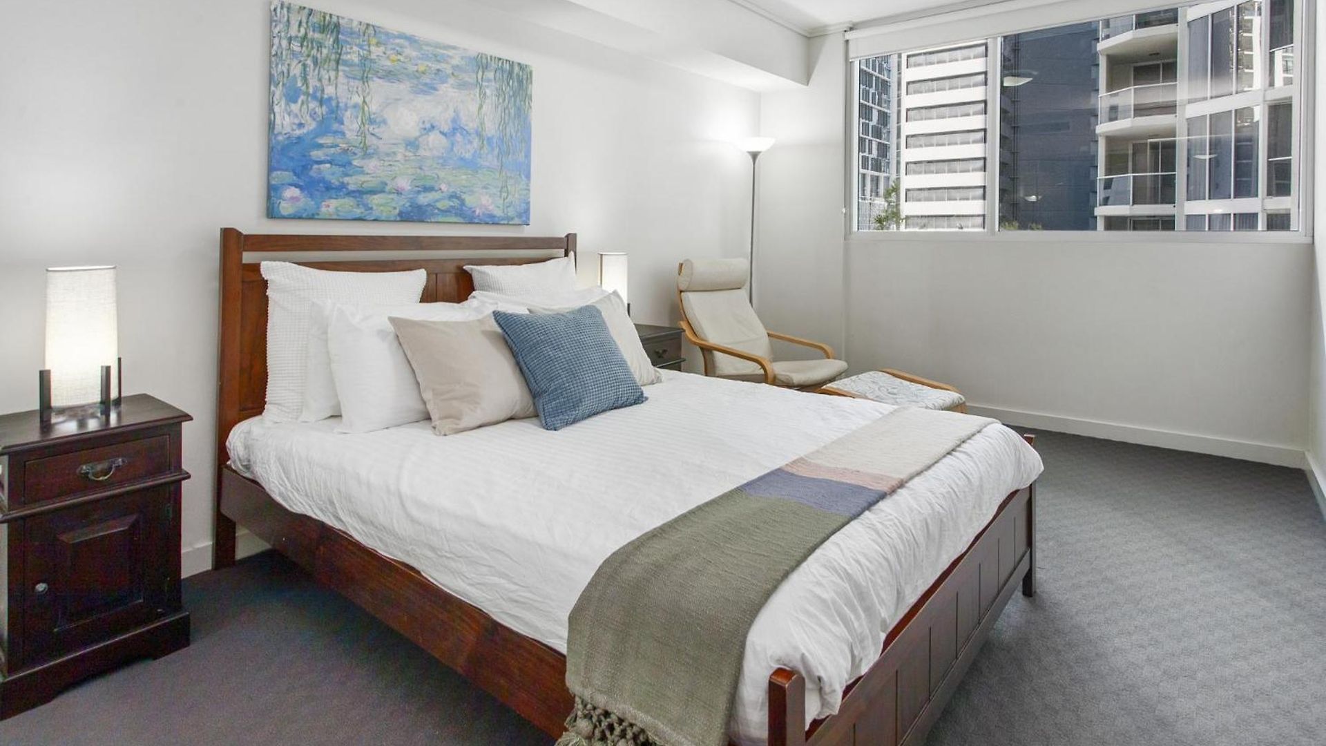 Spacious 2-bed With Pool Close To Cbd *