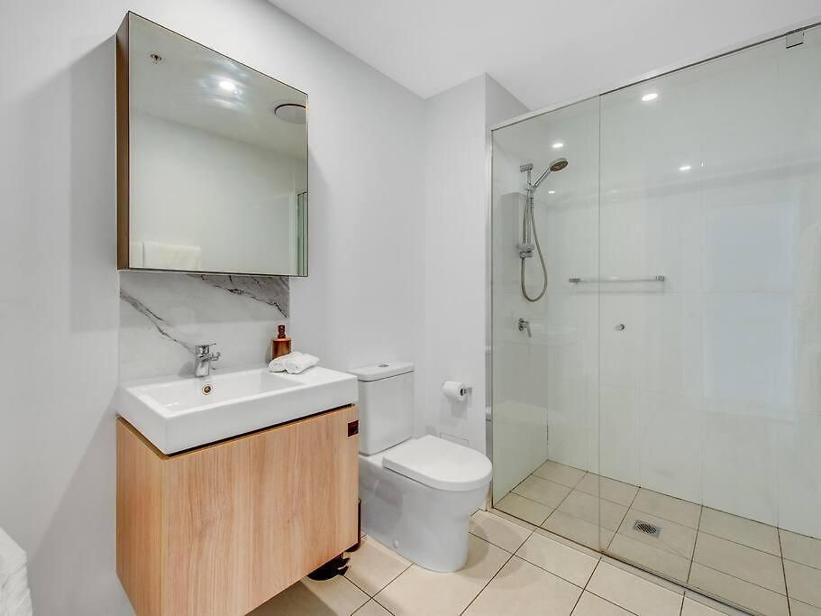 Modern Mountain View - South * Brisbane