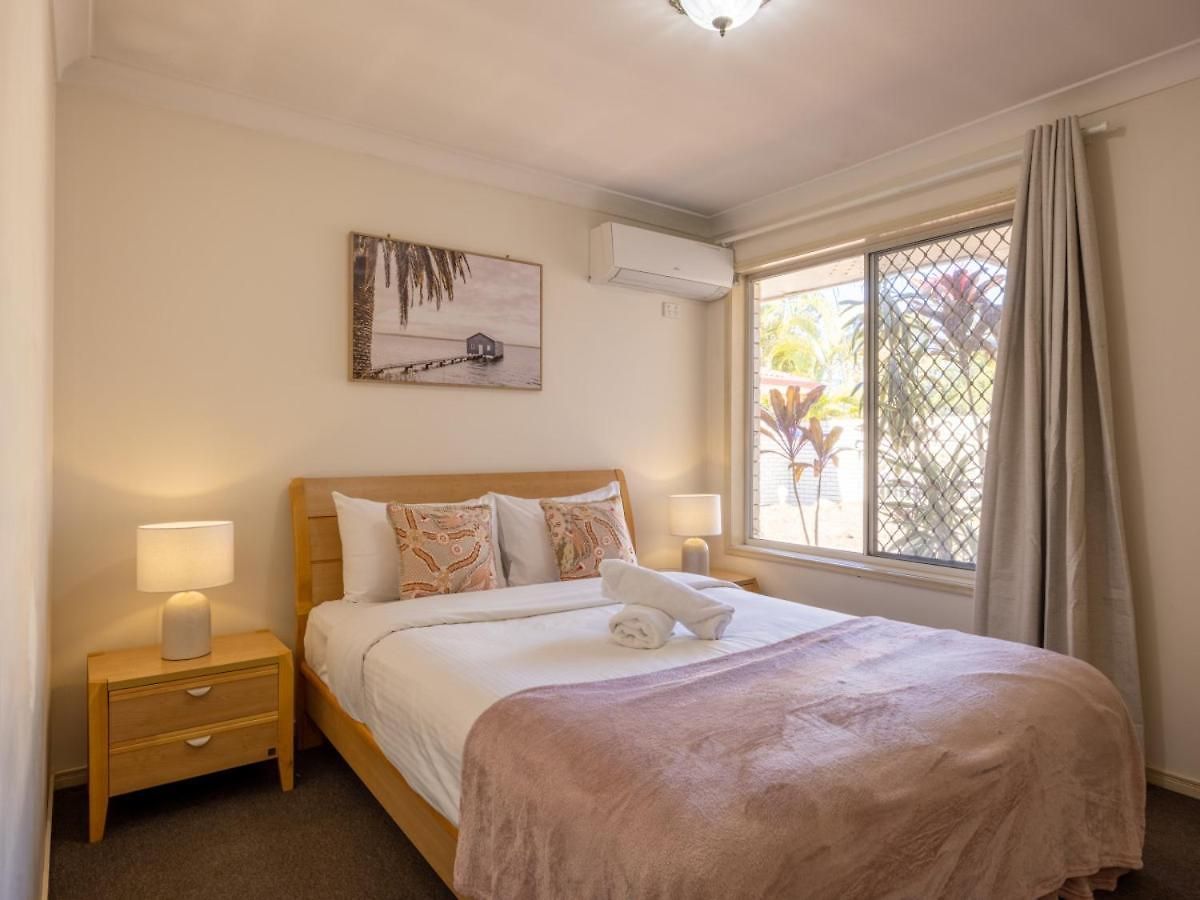 4 Beds Family House At Sunnybank Hills Holiday home *