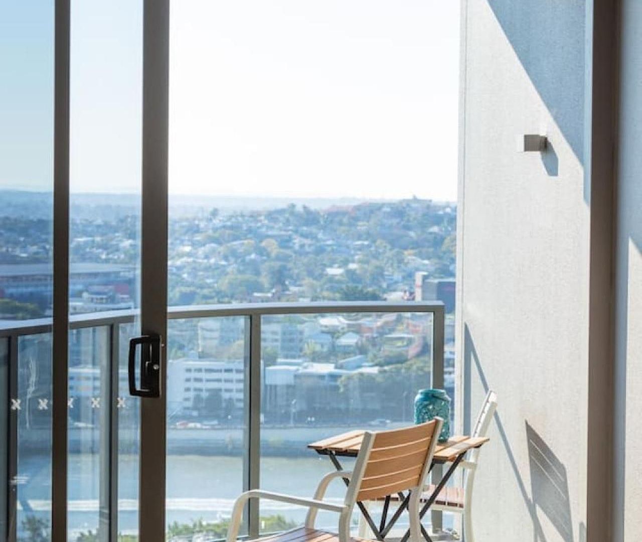 One Bed At Southbank With Rooftop Pool And Carpark *