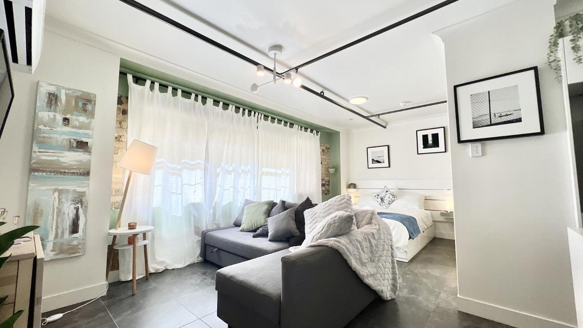 Stylish In The Heart Of The Apartment Brisbane