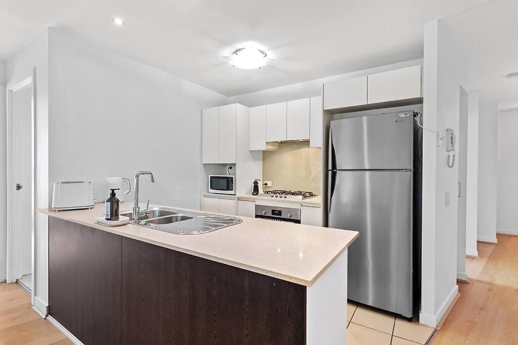 Inner Action 3bed 2bath 1car 3balconies *