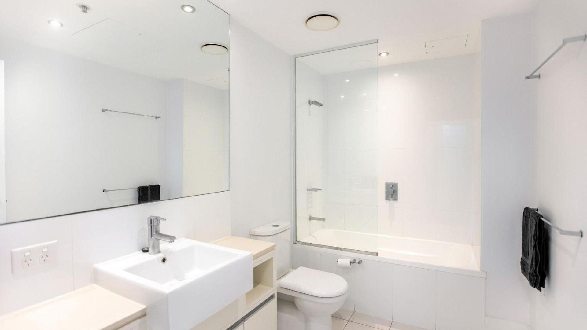 Flexible Inner With Wifi Apartment Brisbane