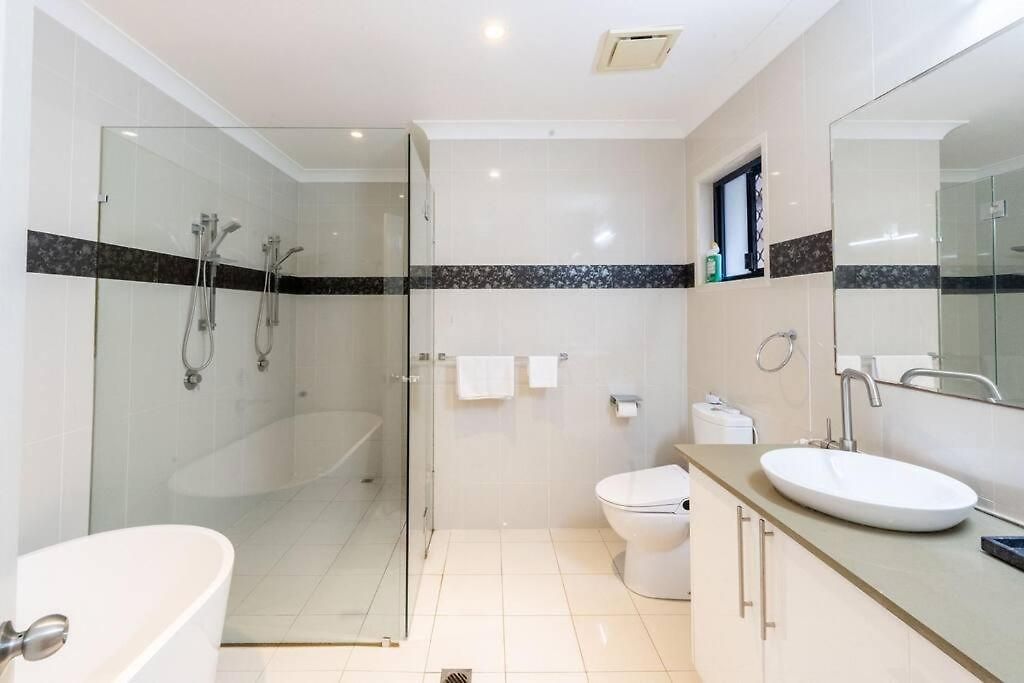 Spacious 5br 3ba W Parking And Yard In Sunnybank M11 Brisbane