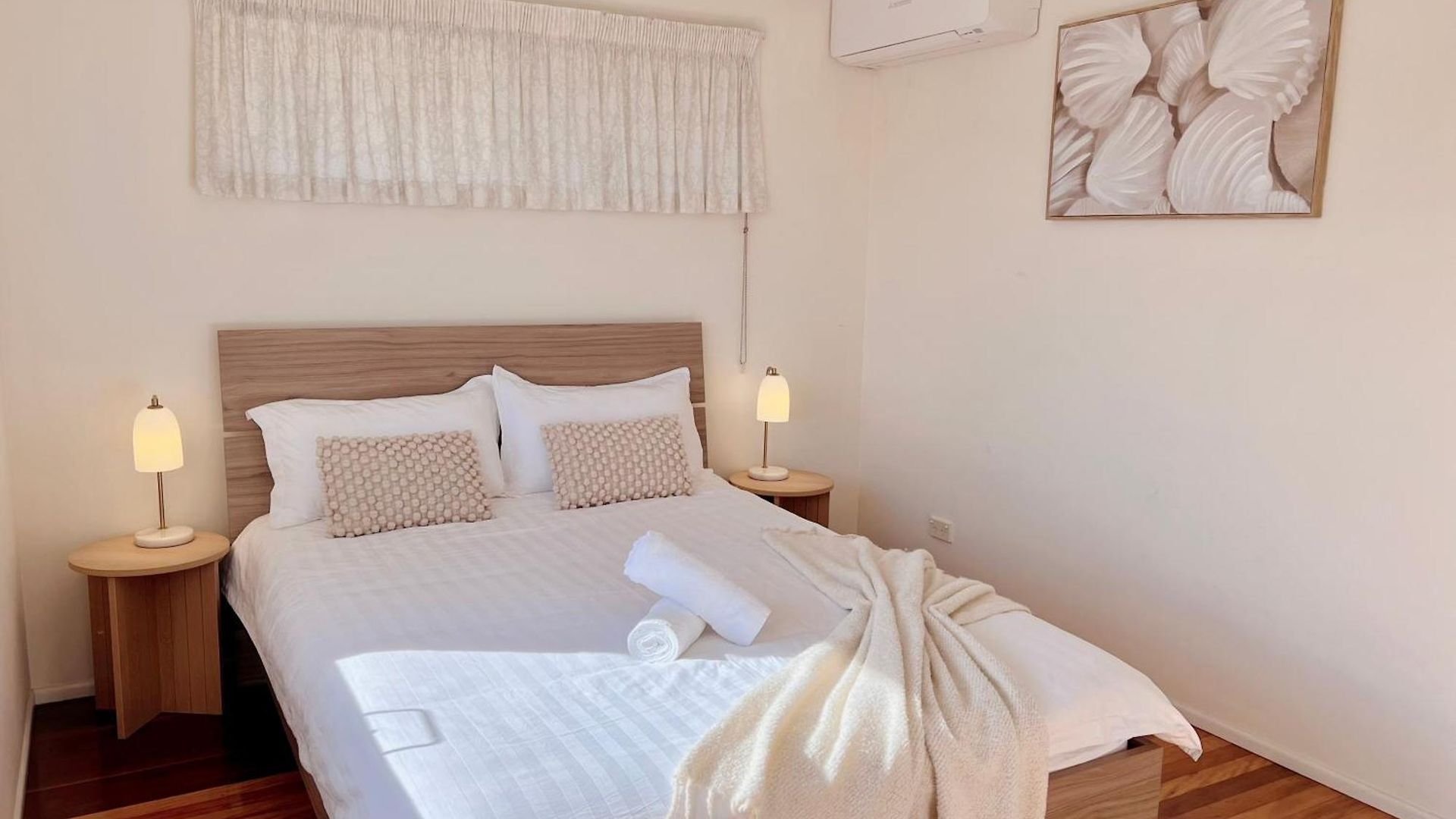 Family Cozy Retreat Near Westfield *