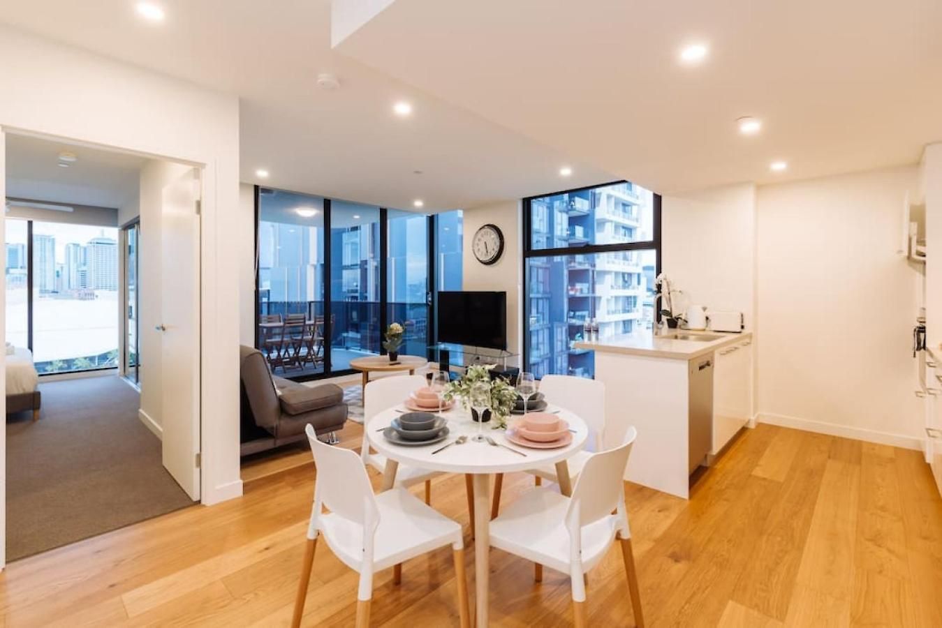 Apartment Modern 2br In The Heart Of South *