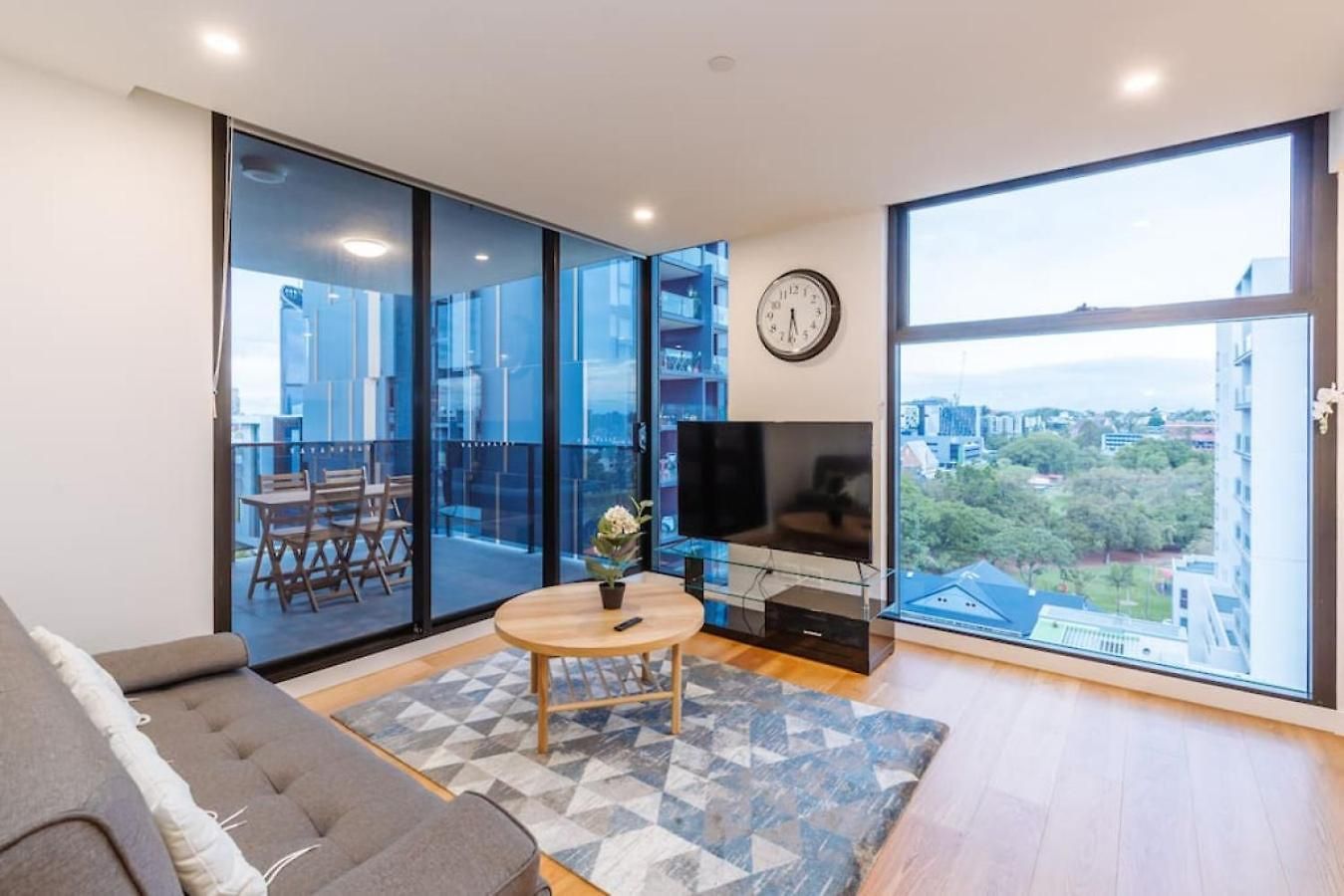 Apartment Modern 2br In The Heart Of South *