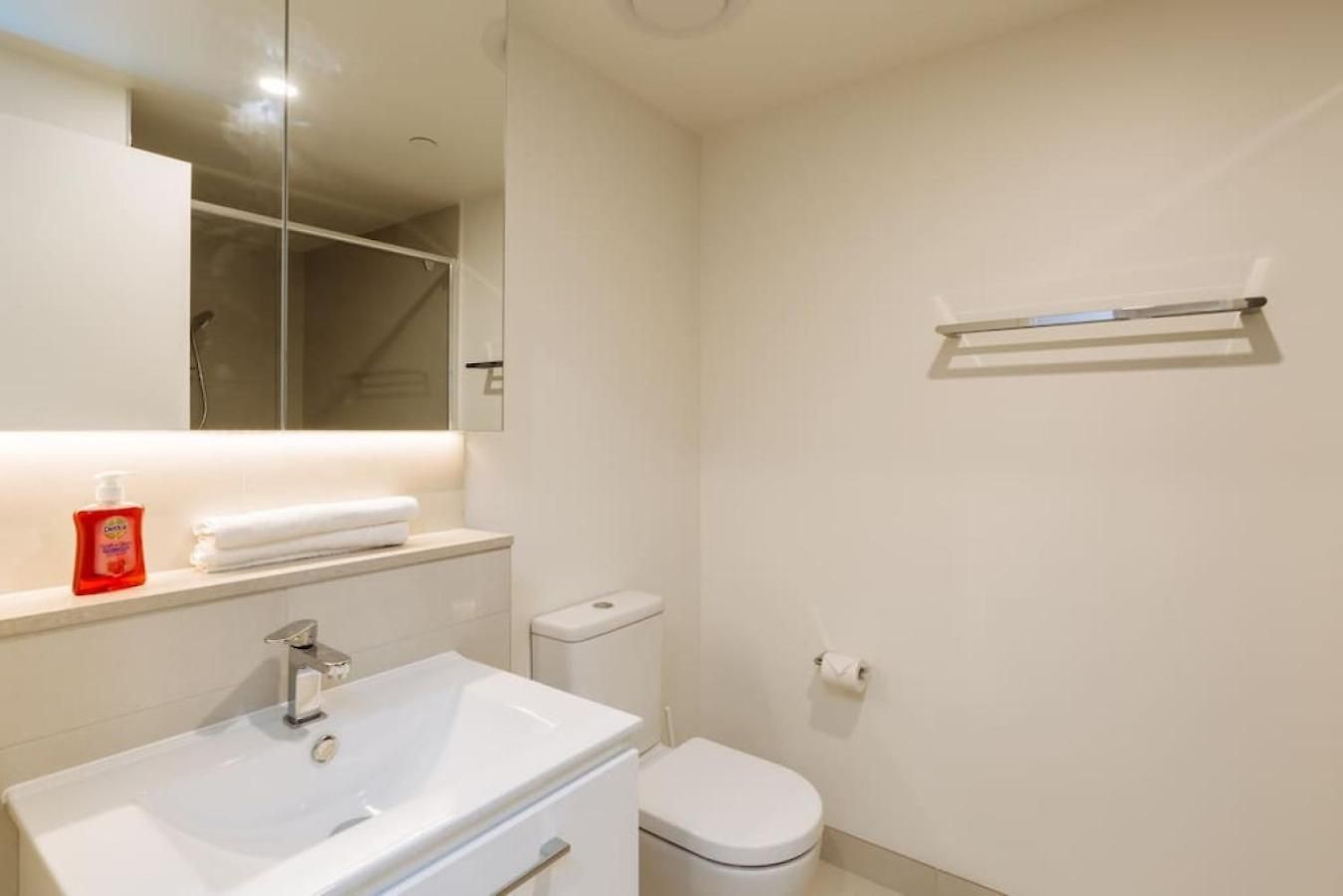 Apartment Modern 2br In The Heart Of South *