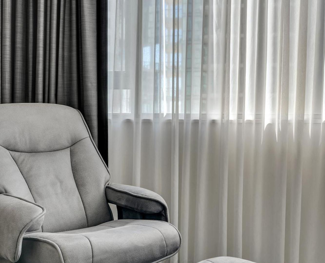 Cbd 1-bed With Pool, Gym & City Views Apartment *