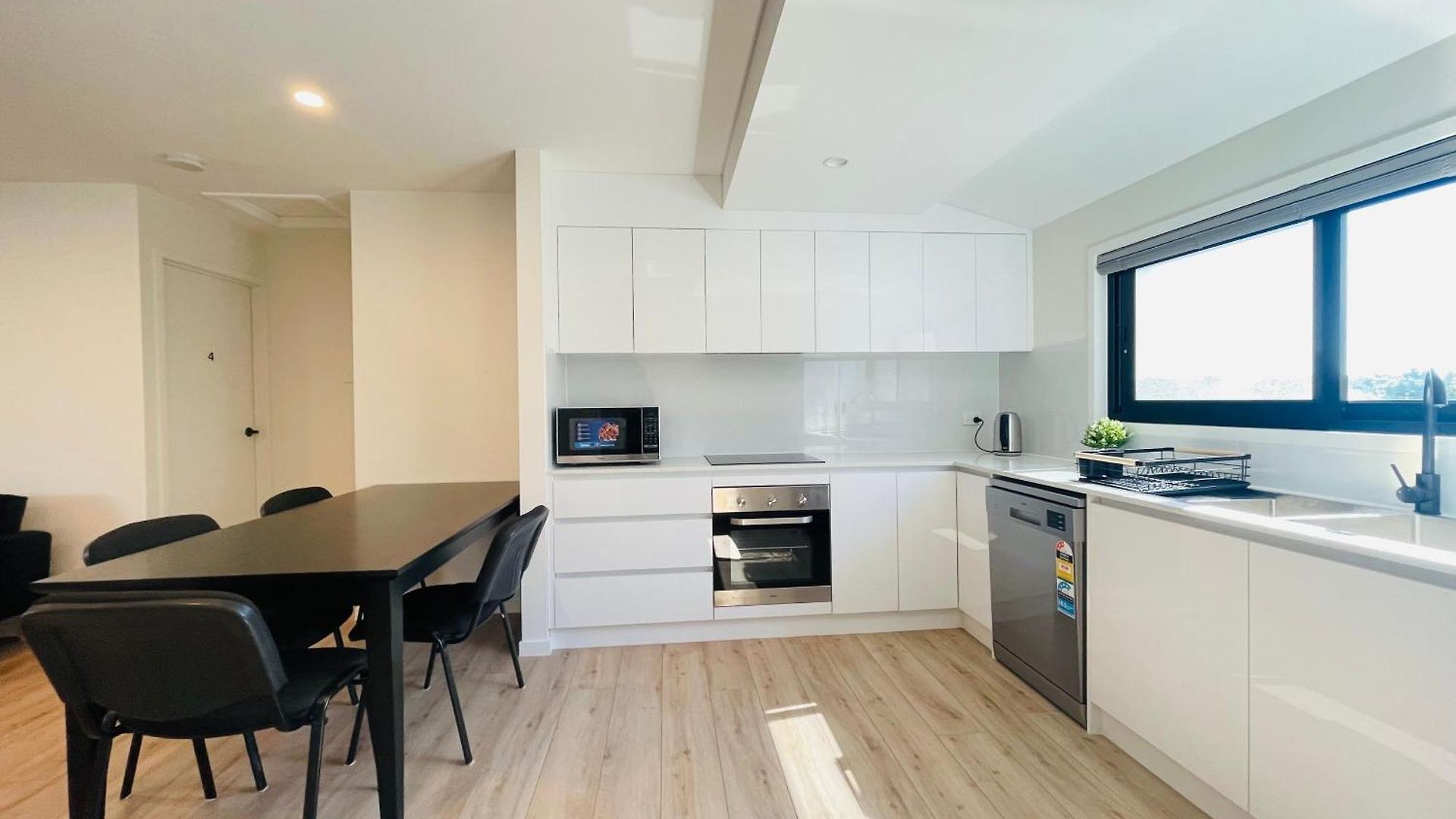 262 Troughton Accommodation Guest house