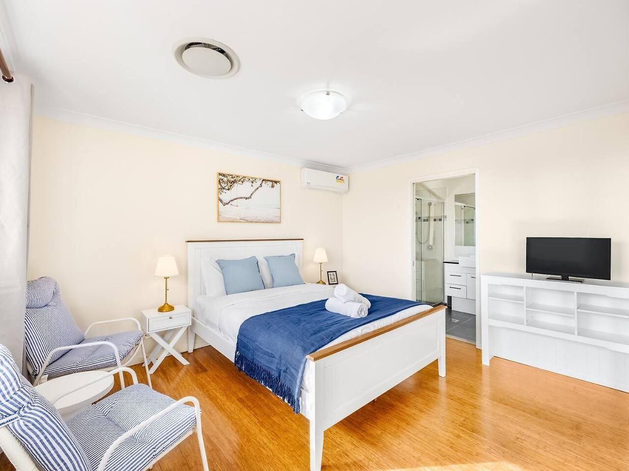 Homy Self Contained Unit Sunnybank Cbd Street Parking Brisbane