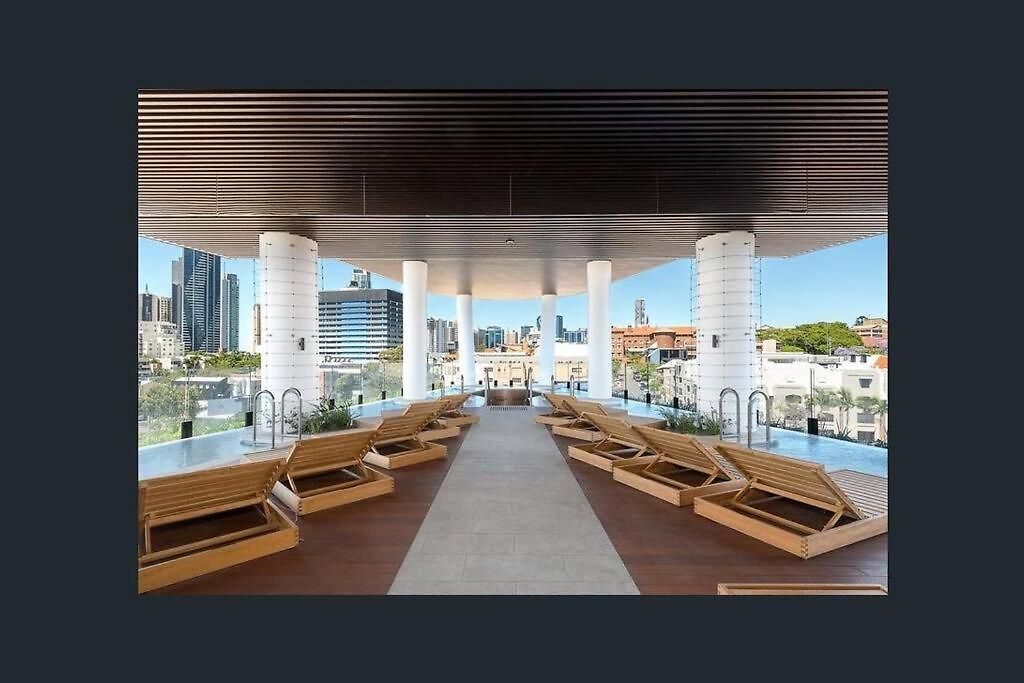 Apartment Deluxe 2bd With Infinity Pool