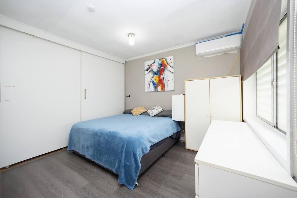 Apartment King Bedroom In Shared 3l
