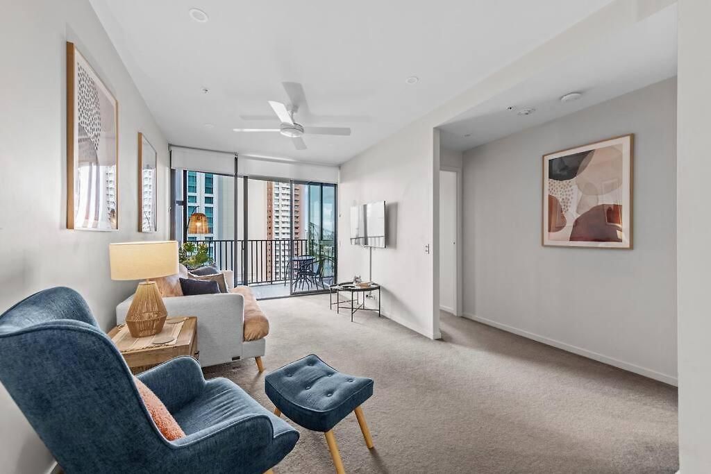 Modern Style 1bed 1bath Balcony Pool Cbd *