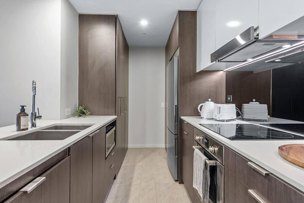 Modern Style 1bed 1bath Balcony Pool Cbd *