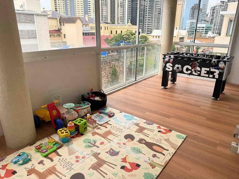 Apartment Spacious With Pool & Parking Brisbane