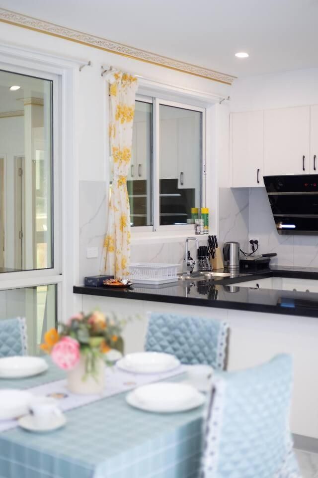 Malls At Doorstep 2-bed Unit In Heart Of Cannon Hill Brisbane