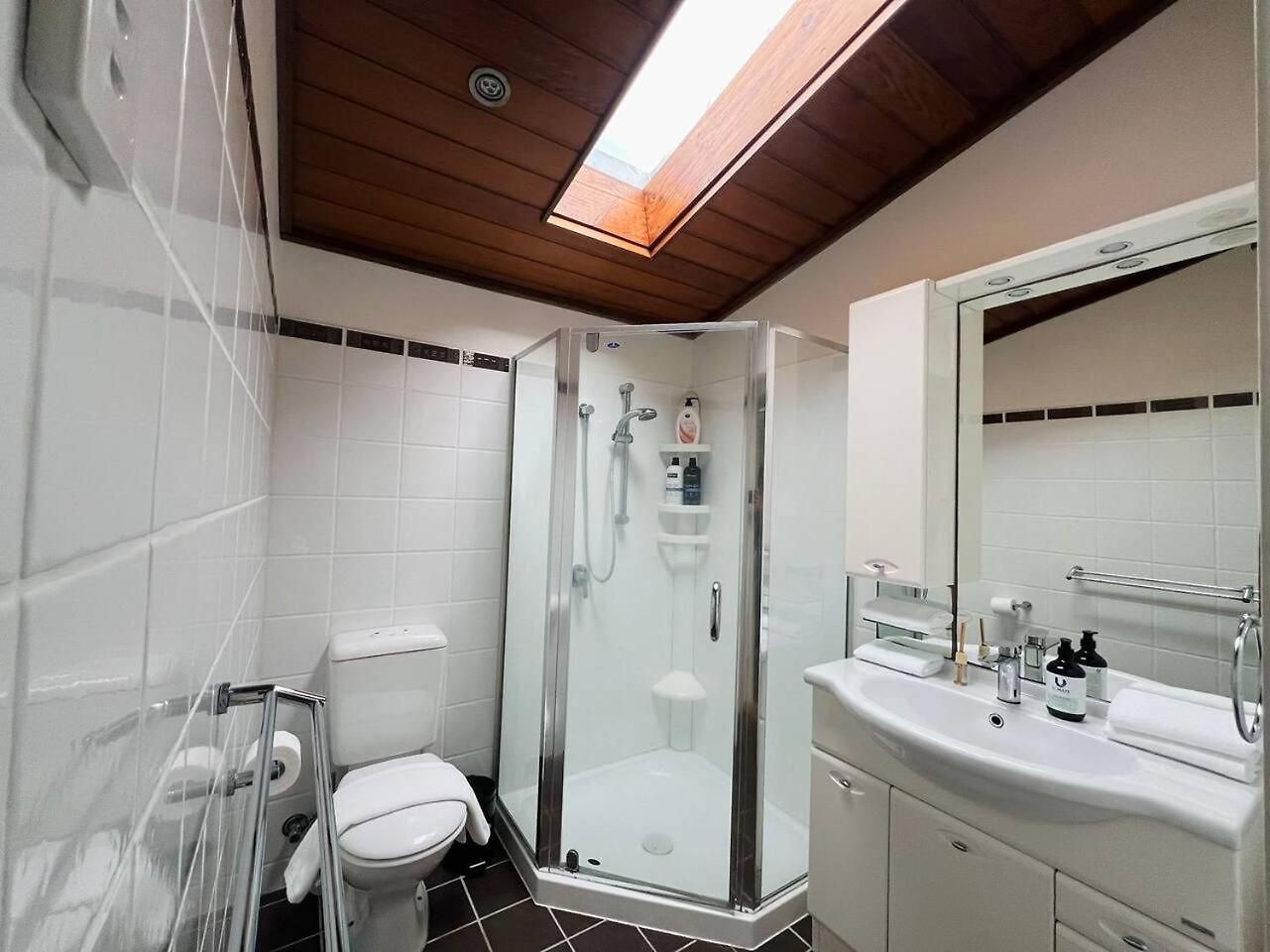 Charming In Sunnybank Close To Plaza With Pool