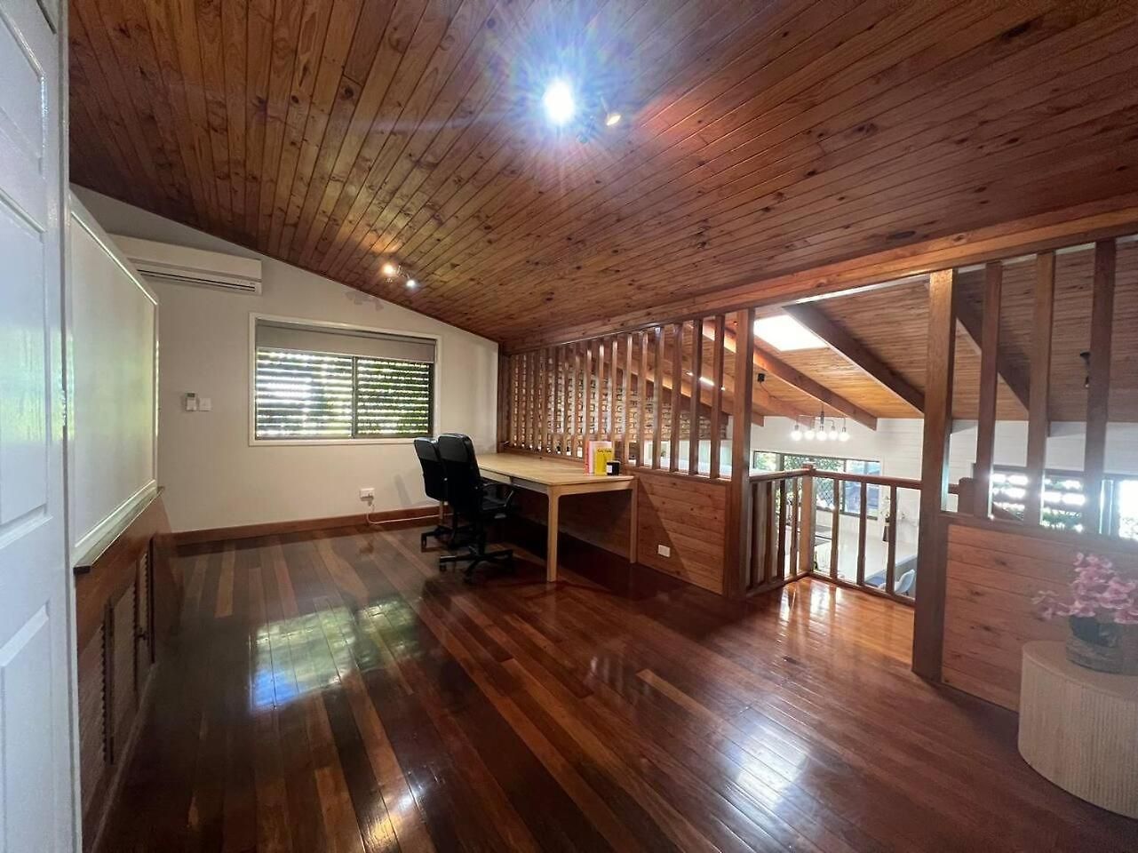 Charming In Sunnybank Close To Plaza With Pool Holiday home
