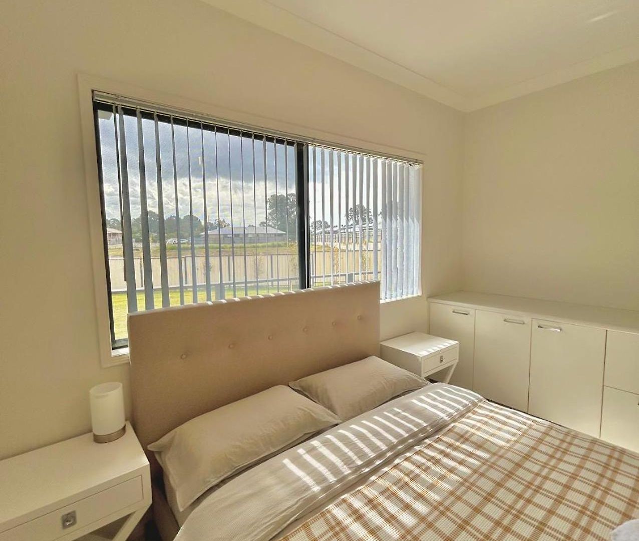 7 Bedrooms 20 Mins To 25 Acres Of Space Brisbane