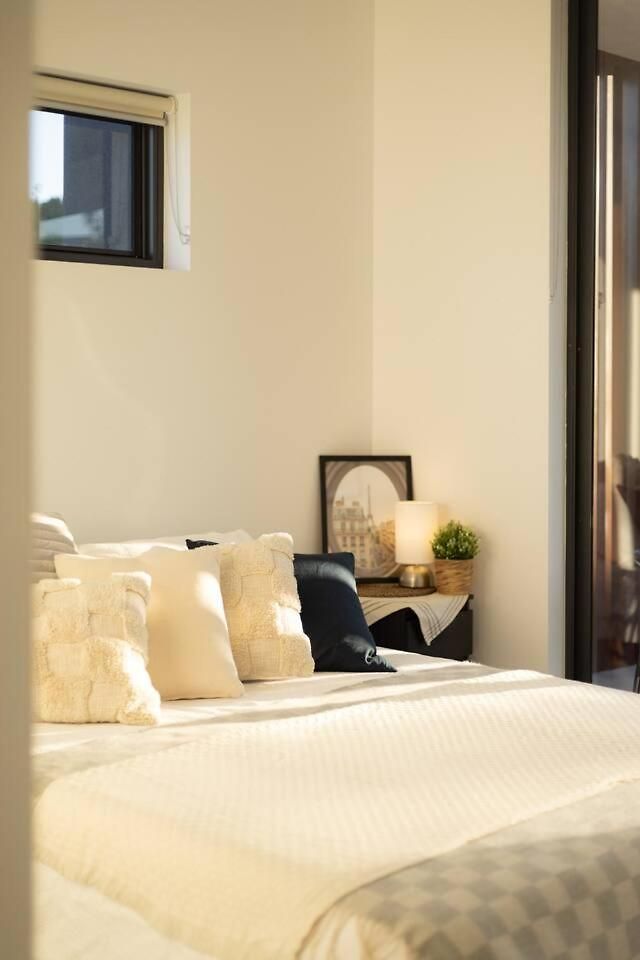 Stunning Mount View Modern Mtgravatt Cbd *