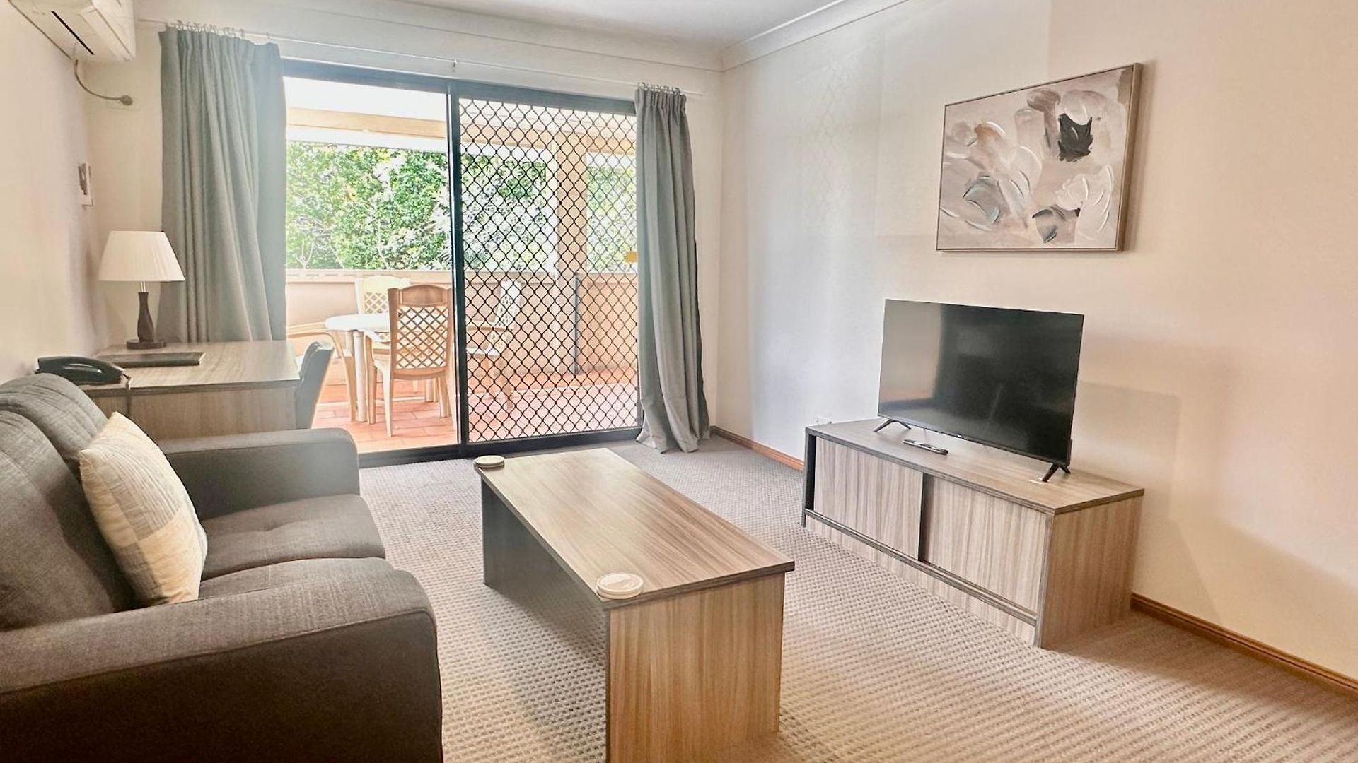Quest Ascot Aparthotel 4*