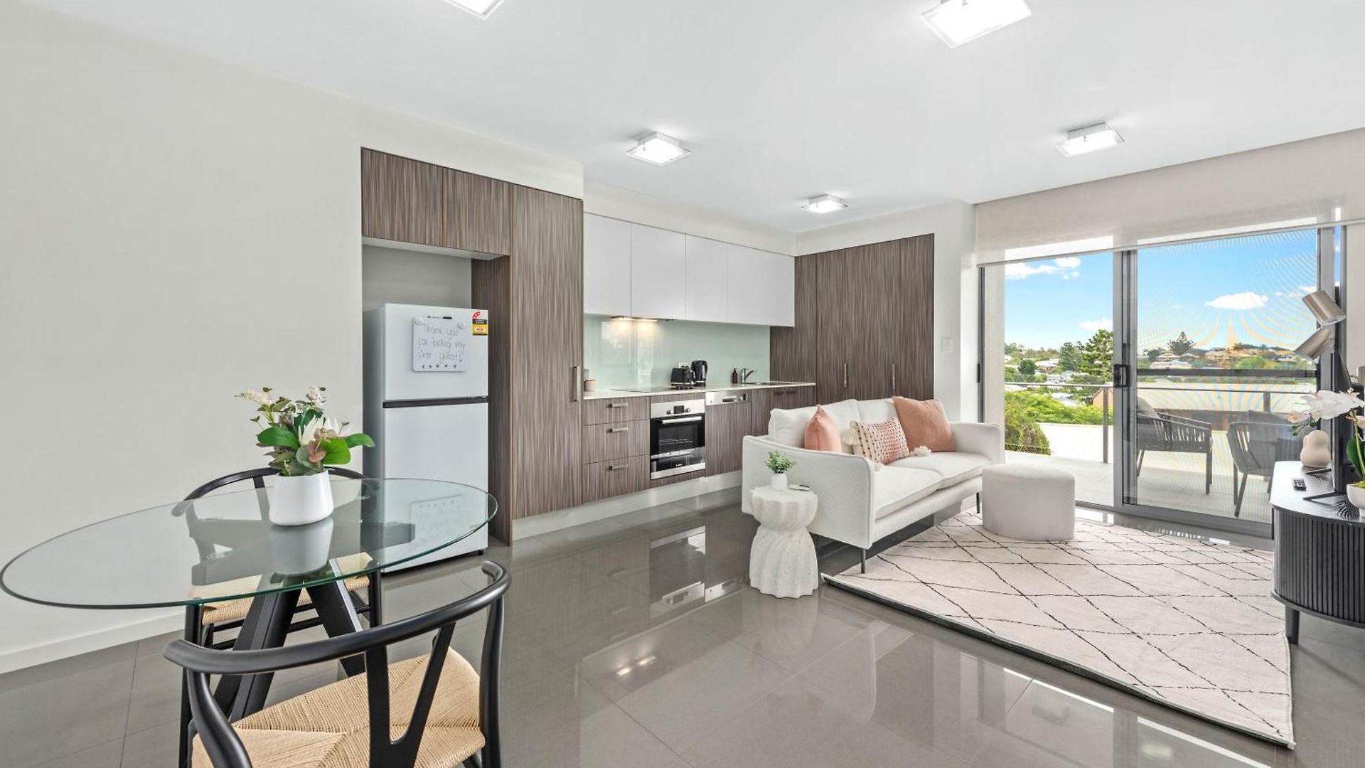 Apartment Cirque Boutique - Hosted By Coastal Letting Co. Brisbane