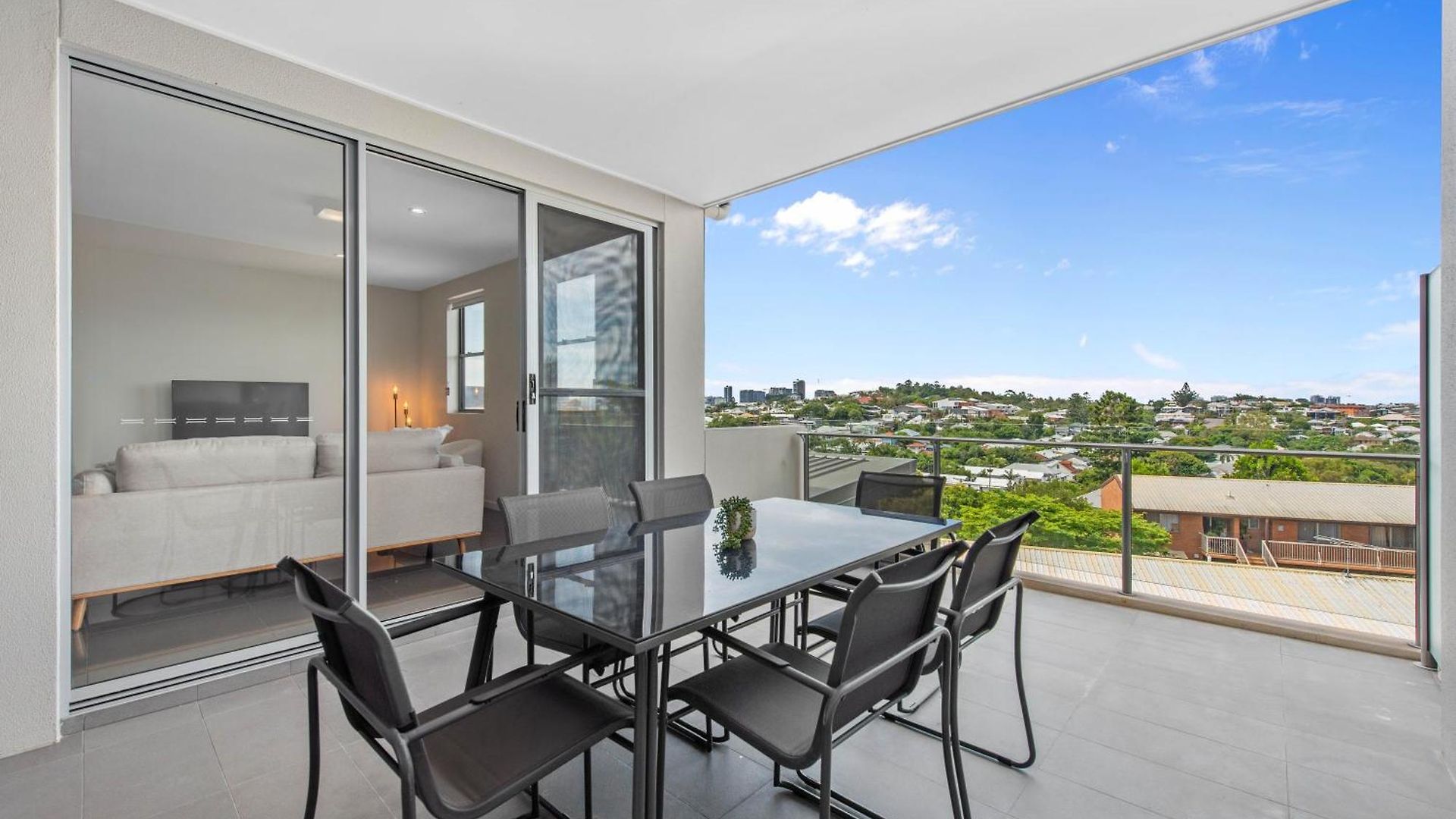 Cirque Boutique - Hosted By Coastal Letting Co. Brisbane