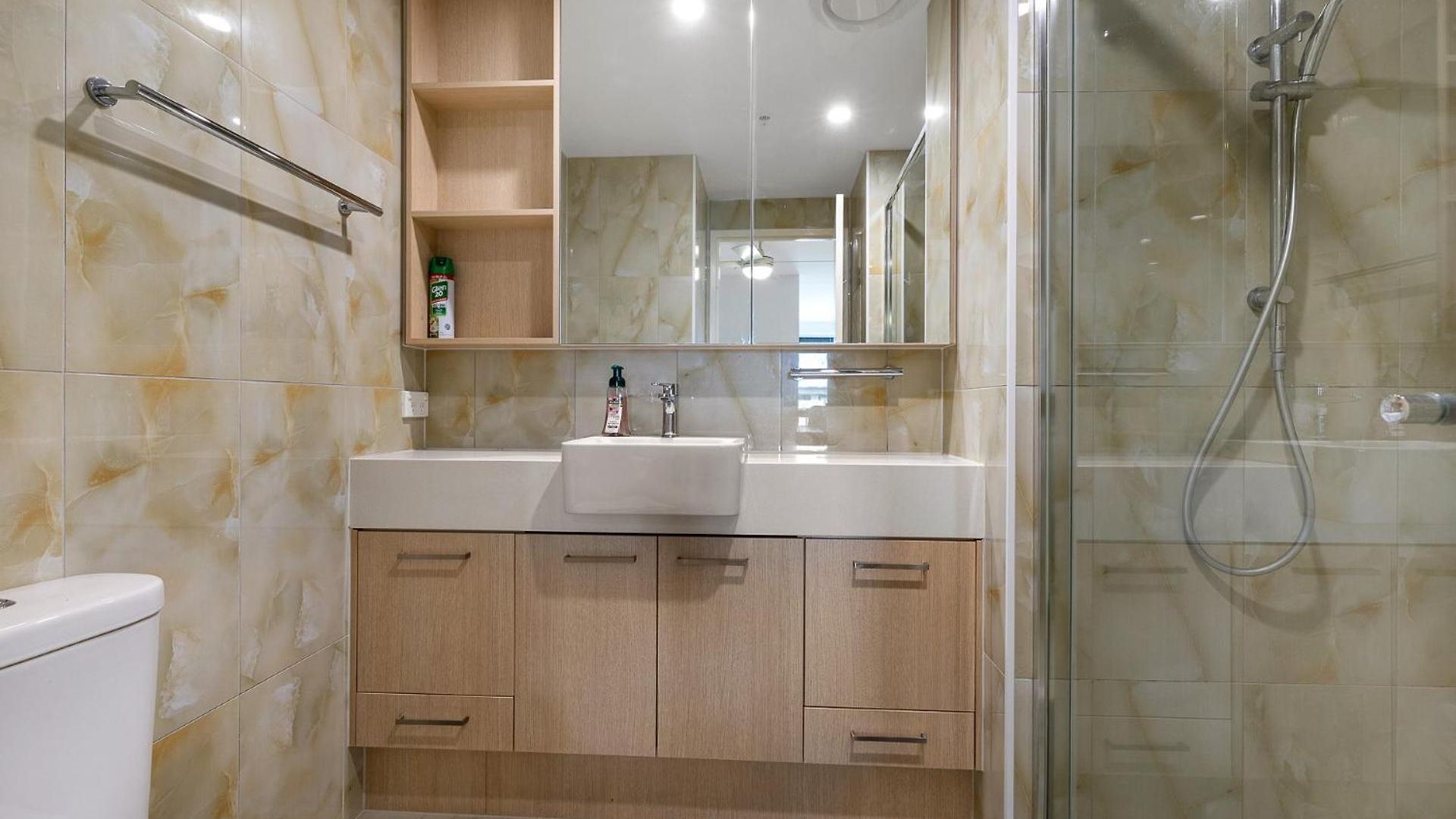 Spacious 2 Bedroom In Woolloongabba Apartment *